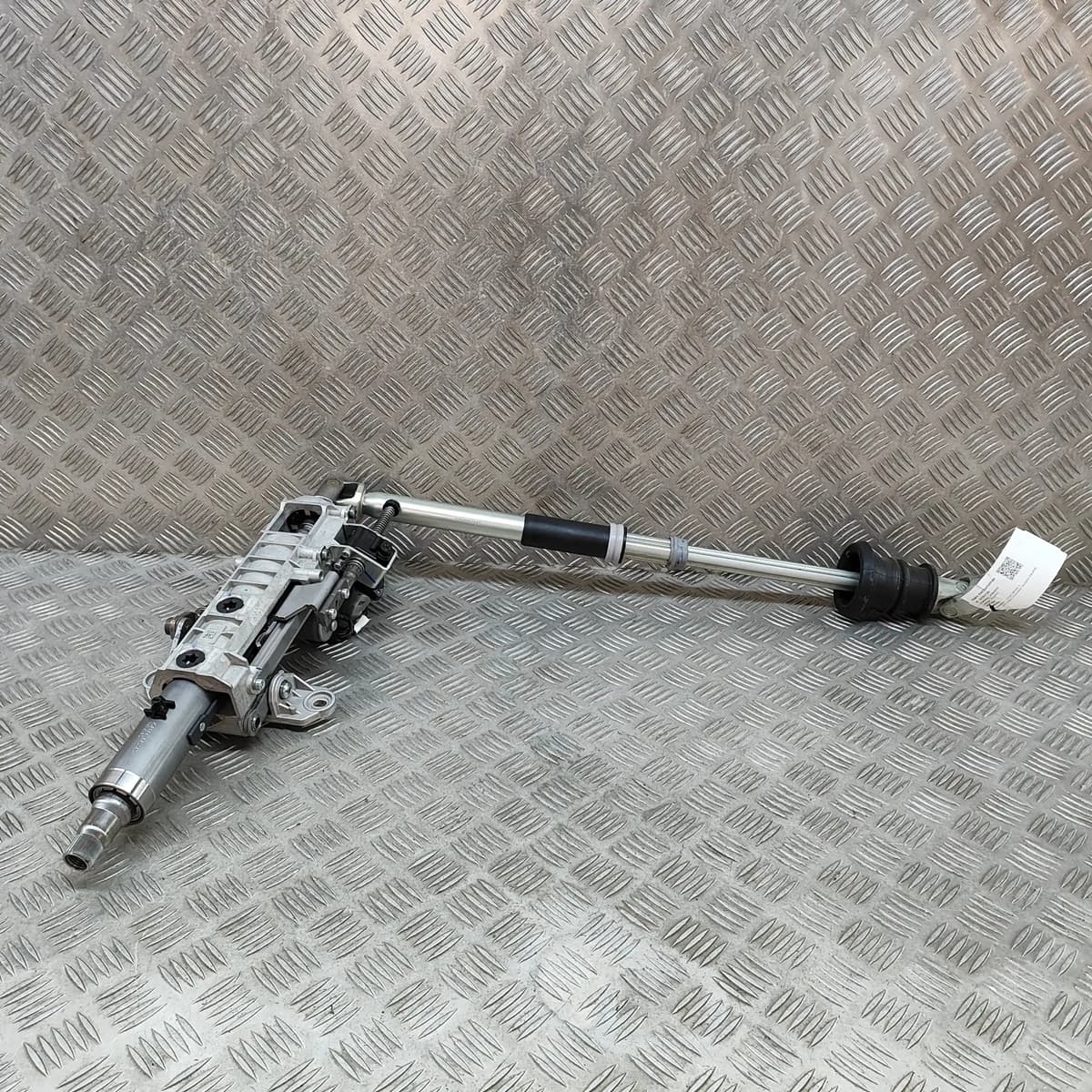 TESLA MODEL Y Steering Column Mechanism 1188876-00-A Electricity 2023 RHD