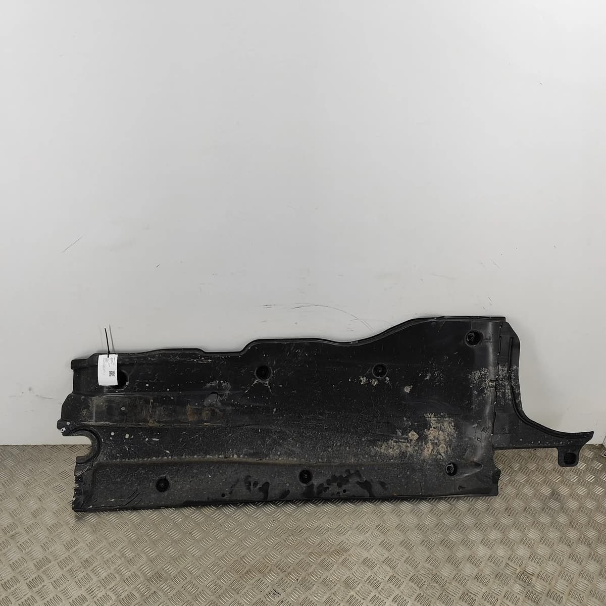 VOLKSWAGEN GOLF MK8 Right Side Underbody Cover 5WA825202D 1.5 Petrol 110kw