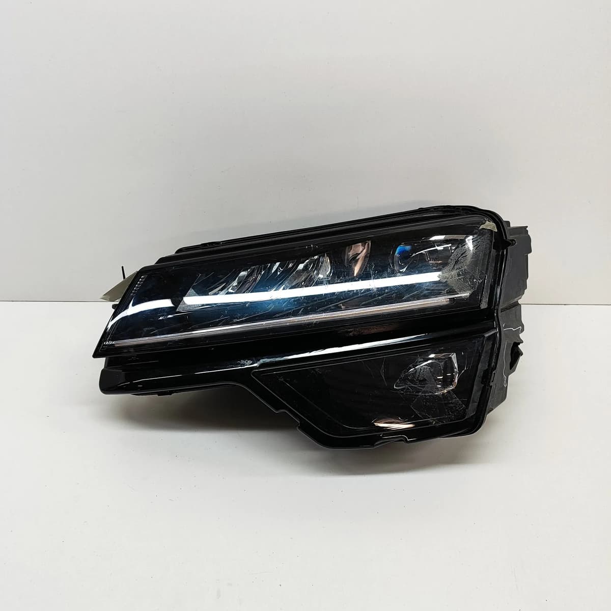 SKODA KAROQ NU7 Front Left Headlight LHD 57A941015B 2018 22267930