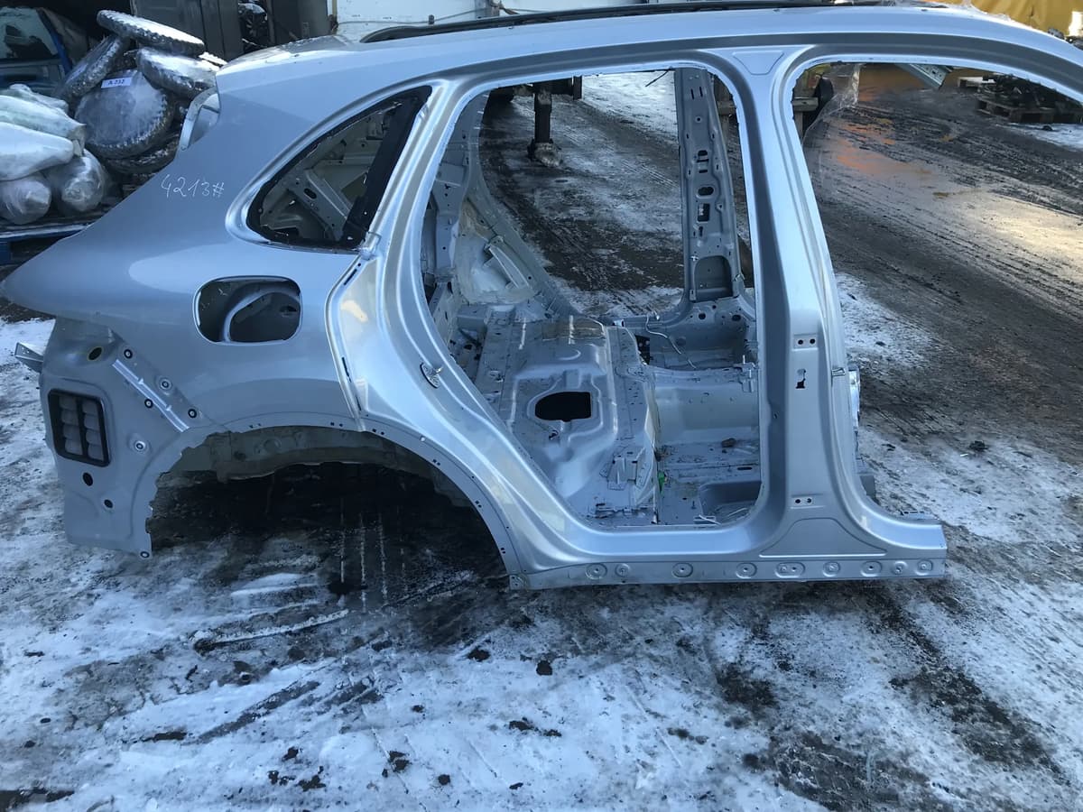 PORSCHE CAYENNE 9Y0/9Y3 2019 Rear Right Quarter Panel