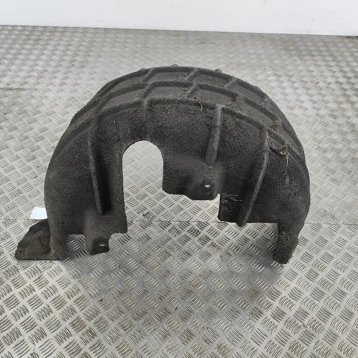 Volkswagen GOLF Mk7 Rear Left Arch Liner 5G0810971E GTI 169kW 2016 22418835