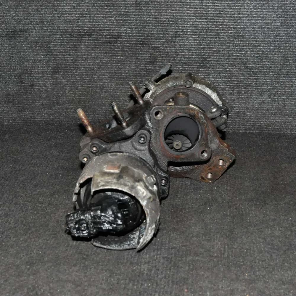 Land Range Rover Sport Turbocharger AH2Q-6K682-AD L320 3.0TD 4x4 183kw 2012
