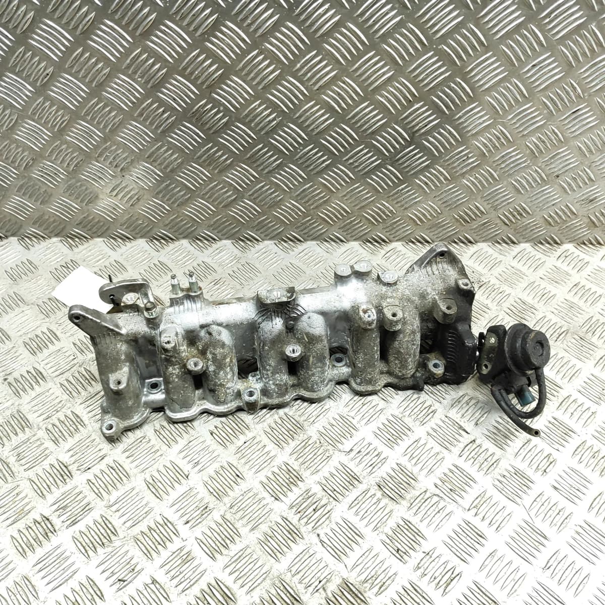 TOYOTA HILUX VII Pick-up N1, N2, N3 Intake Manifold 17101-30050 2.50 Diesel 88kw