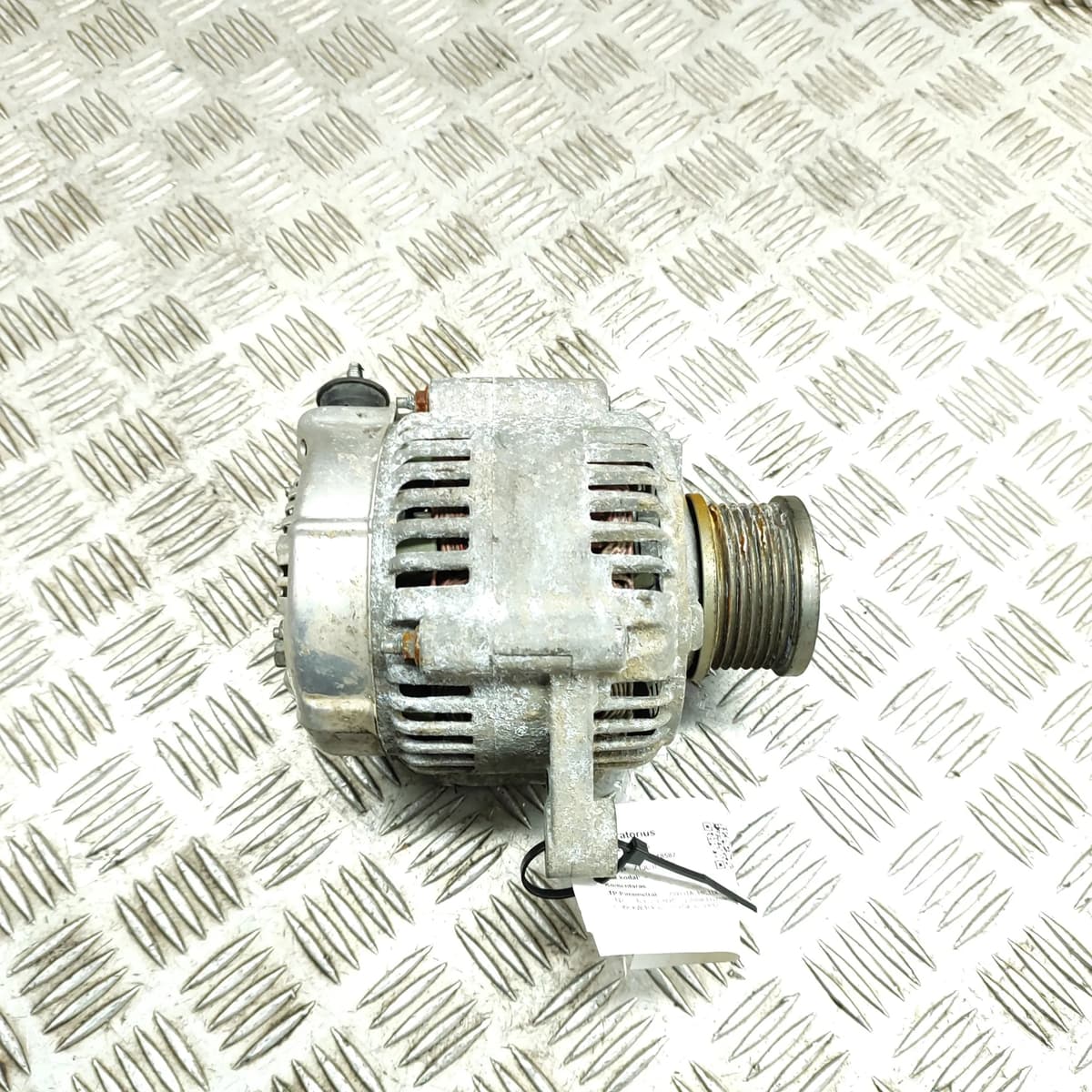 TOYOTA HILUX VII Pick-up N1, N2, N3 Alternator Generator 4810-201995 2.50 Diesel