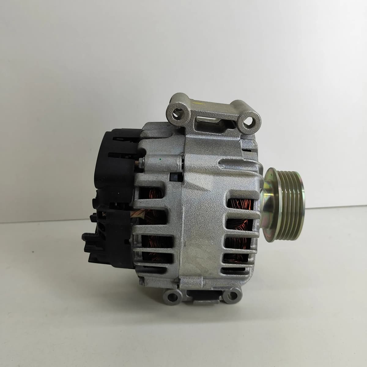 AUDI A3 Sportback 8VA, 8VF Lichtmaschine Generator 07K903023J