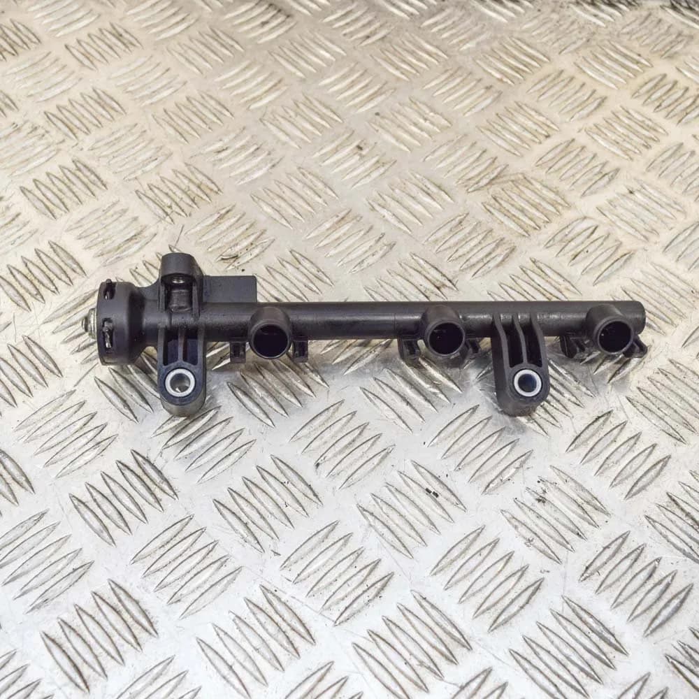 TOYOTA AYGO Fuel Rail AB10 23814-0Q010-A 1.0 Petrol 50kw 1KR-FE 2011