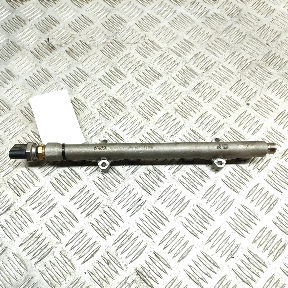VOLKSWAGEN T-ROC A11 Fuel Rail 05E133320B 1.5 Petrol 110kw 2023 23534453