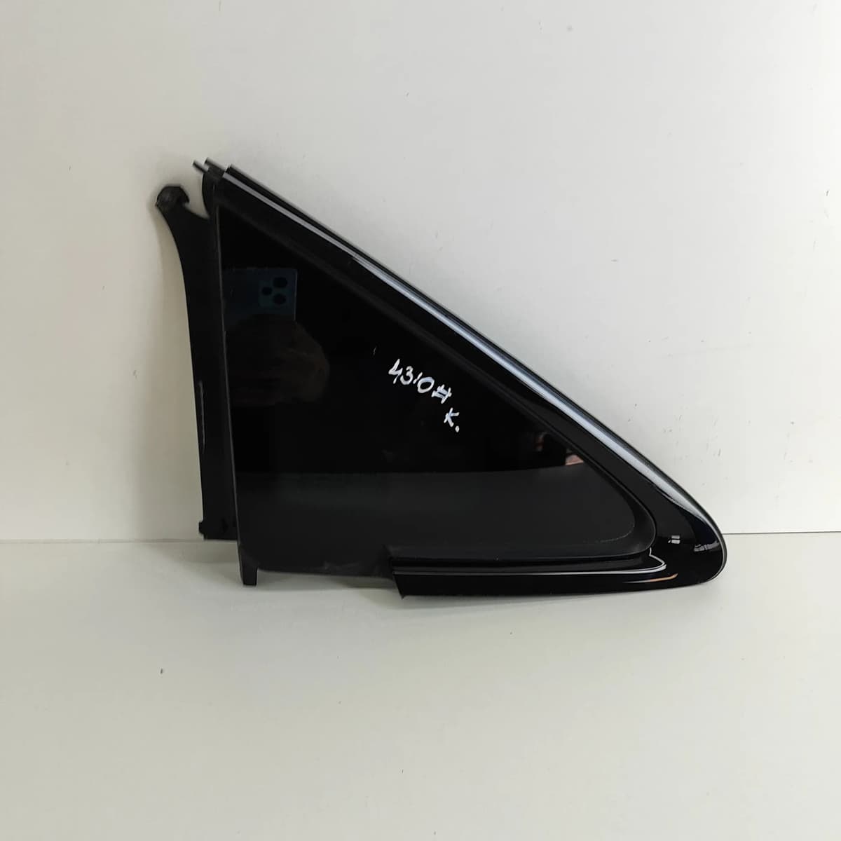 AUDI E-TRON GT Rear Left Quarter Window 4J3845297E AS3 23545830