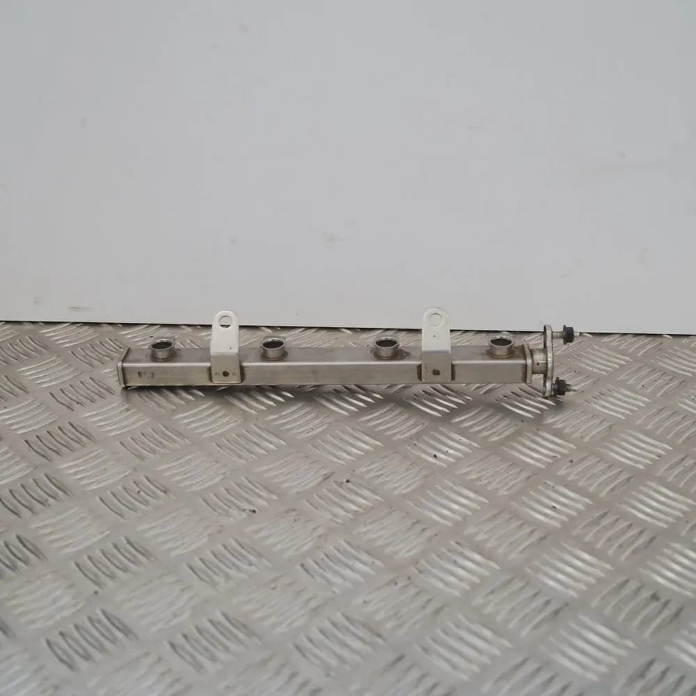 Hyundai i20 Fuel Rail MK1 1.2 petrol 63KW