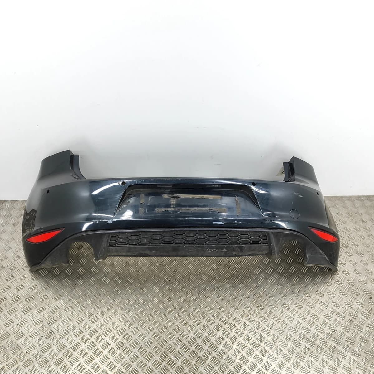 VW GOLF VII 5G1, BQ1, BE1, BE2 2015 Rear Bumper 5G6807421