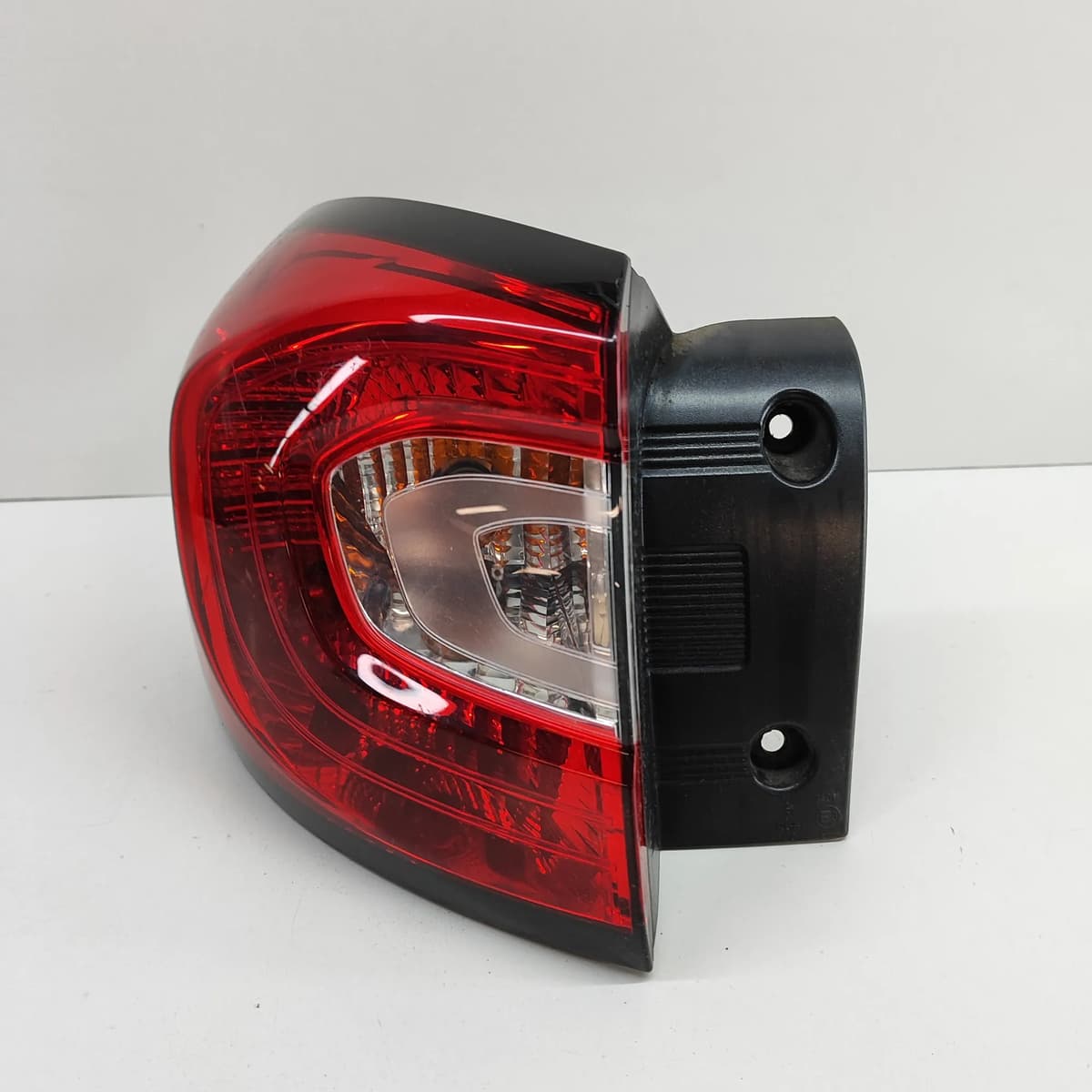 RENAULT CAPTUR J5_ 2014 Rear Left Tail Light 265558548R