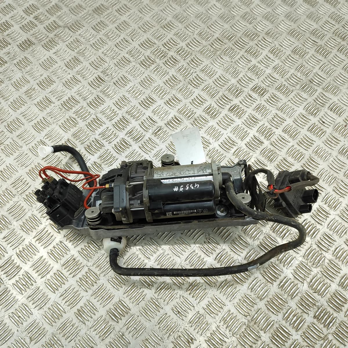 PORSCHE TAYCAN Cross Turismo Air Suspension Pump 9J1616006D 420kw 2021 23898098