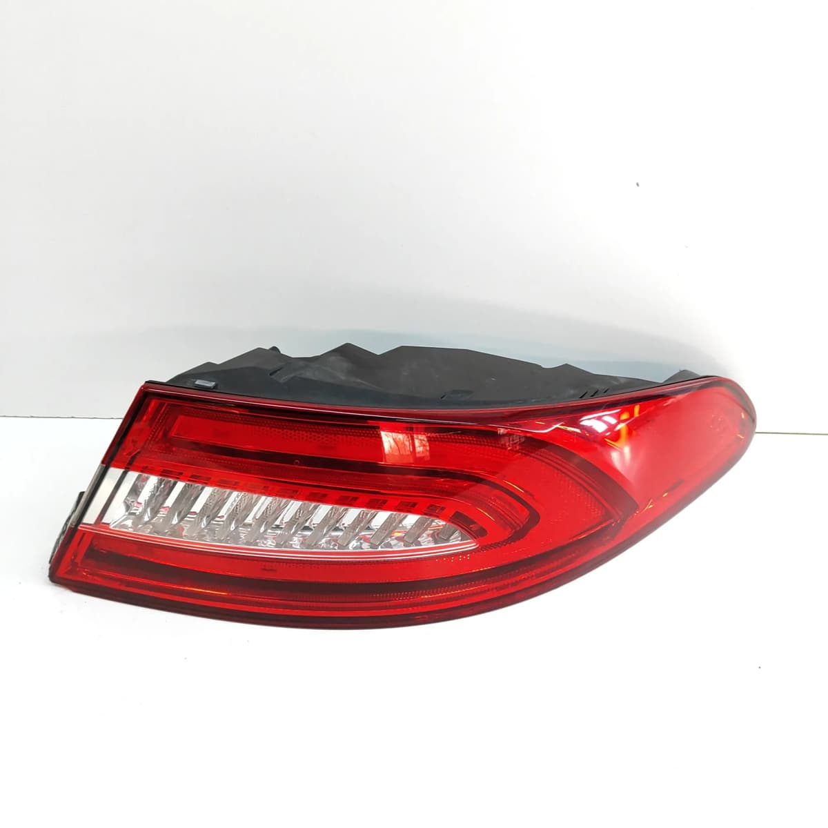 JAGUAR XF X250 Rear Right Tail Light CX23-13404-AD RHD 2014 23900913