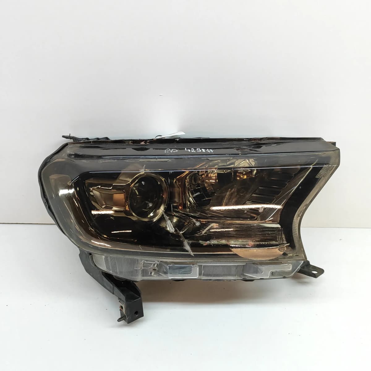FORD RANGER T6 P375 Front Right Headlight EB3B-13W029-SM RHD 2017 24831201