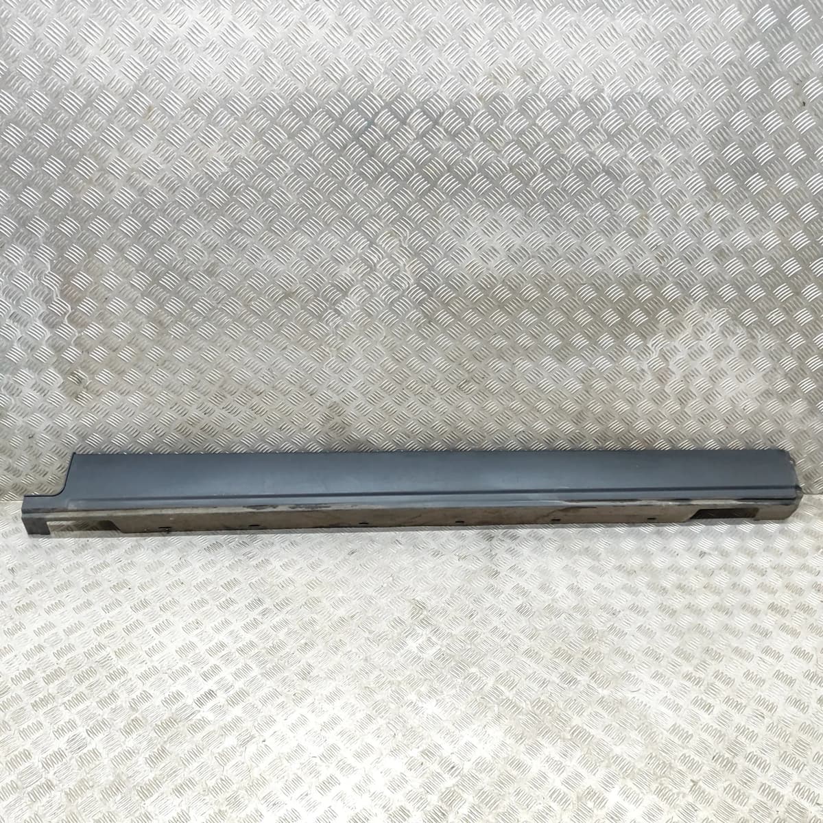 LR RANGE ROVER SPORT L494 Left Side Plastic Sideskirt Cover 2017 24891781
