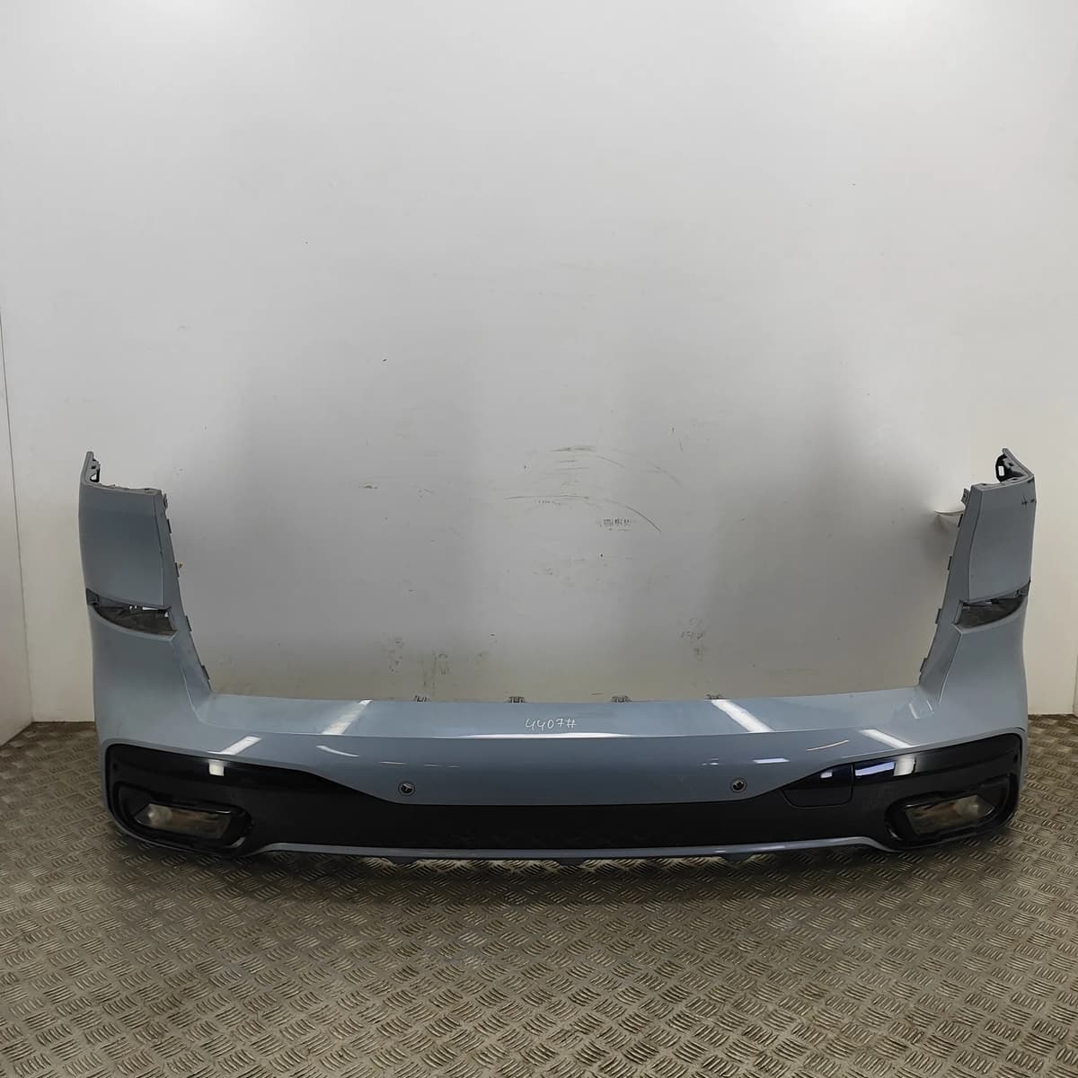 BMW X7 G07 2022 Rear Bumper 8069894