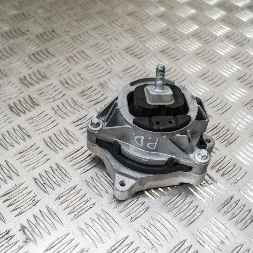 BMW 4 Gran Coupe F36 Engine Mount Right Side 4095146 2.0 Petro 180KW