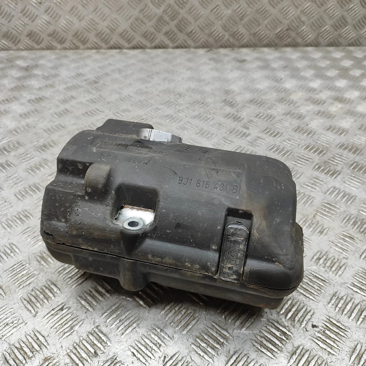 PORSCHE Taycan Cross Turismo Air Condition A/C Pump 9J1816797C 2022 25078980