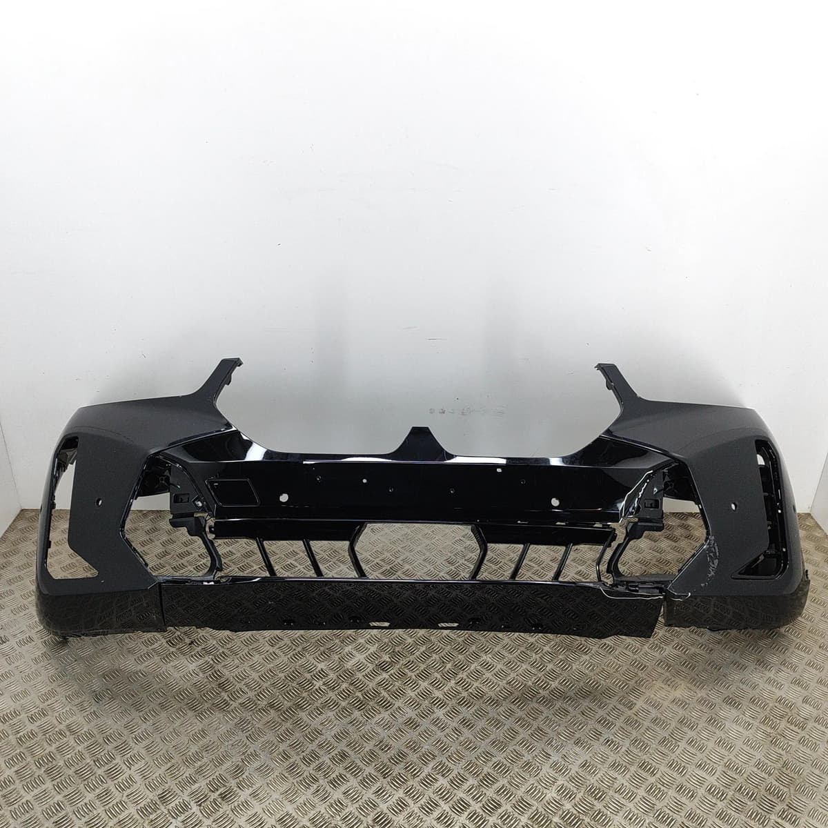 BMW X6 G06 Front Bumper 5A50FE4 2023 25215957