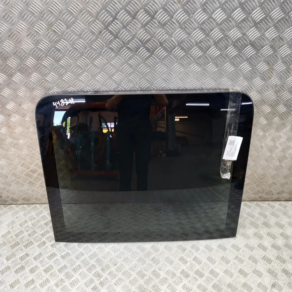 SKODA KAROQ NU7 2023 Sunroof 3G9877055B
