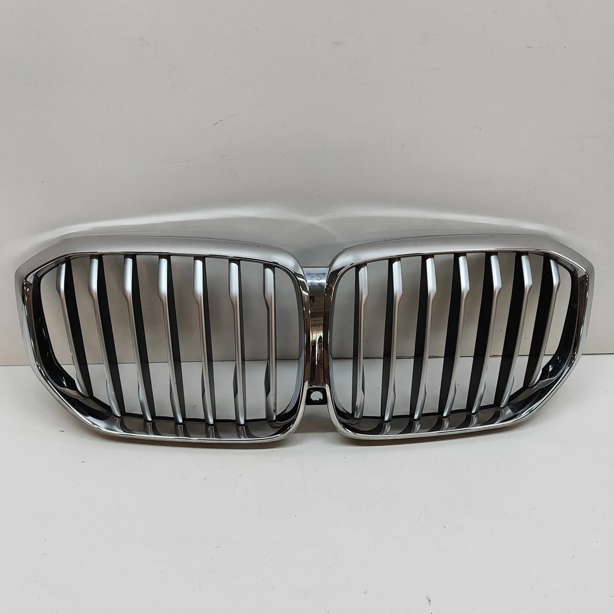 BMW X5 G05 Front Radiator Grille 7454887 2018 25410911