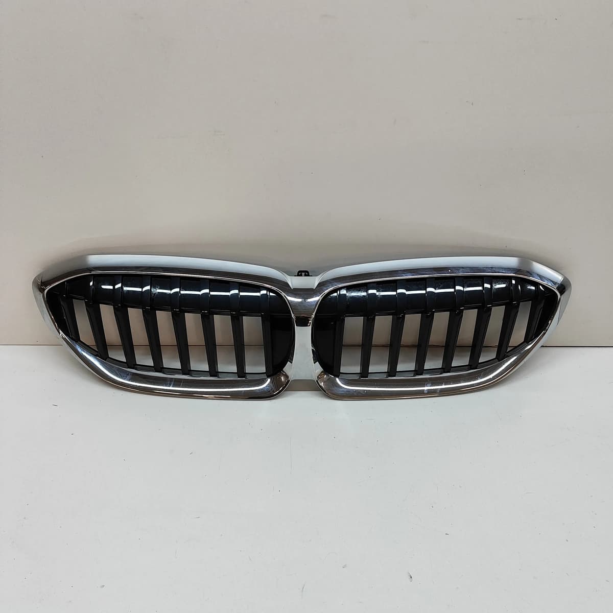 BMW 3 G20 Radiator Grille 7457041 2018 25410991