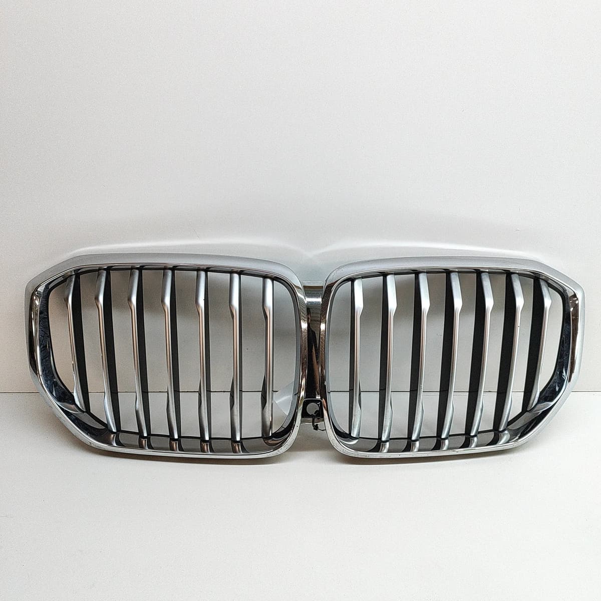 BMW X5 G05 M Front Radiator Grille 7454888 2018 25411883