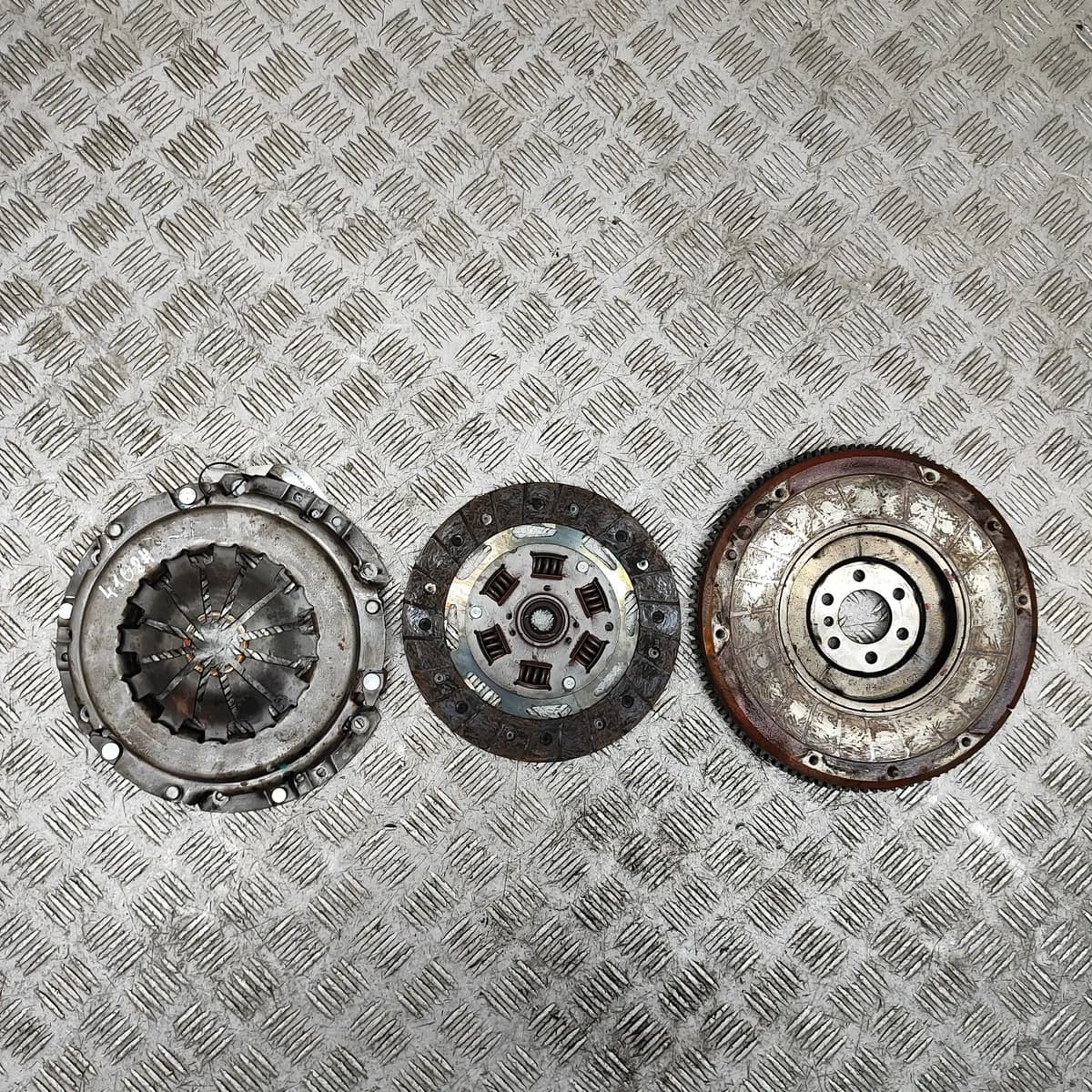 FIAT 500 Clutch Kit 71752579 1.2 Petrol 51kw 2011 25775112