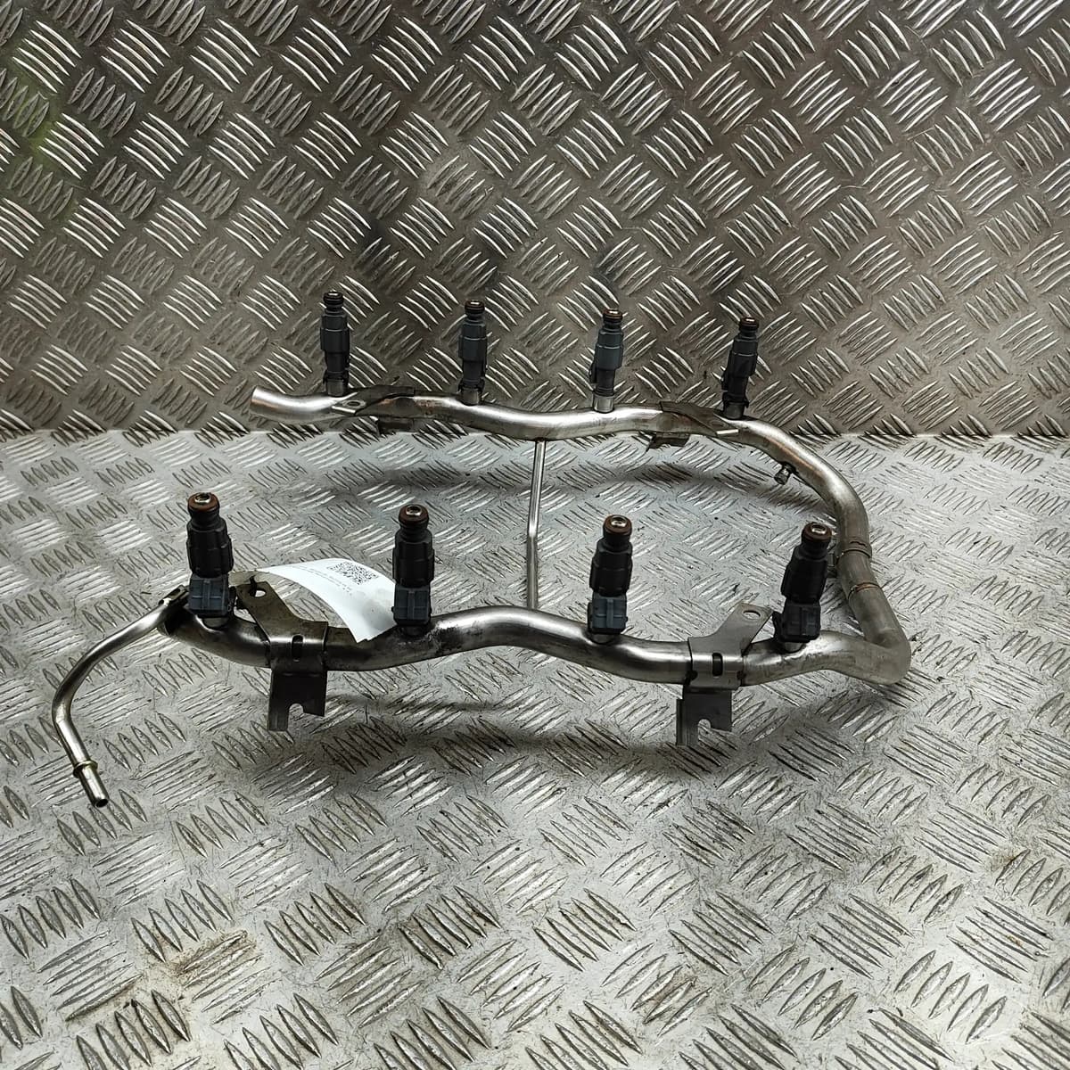 LR RANGE ROVER L322 Fuel Rail W/ Fuel Injectors 1437443 4.4i 210kw 2004 25788052