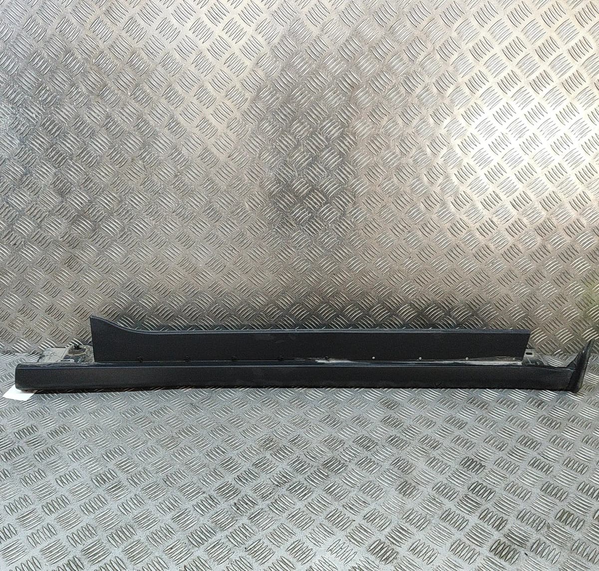 FORD TRANSIT CONNECT MK2 Right Side Plastic Sideskirt Cover DT11-R10258-A 2018