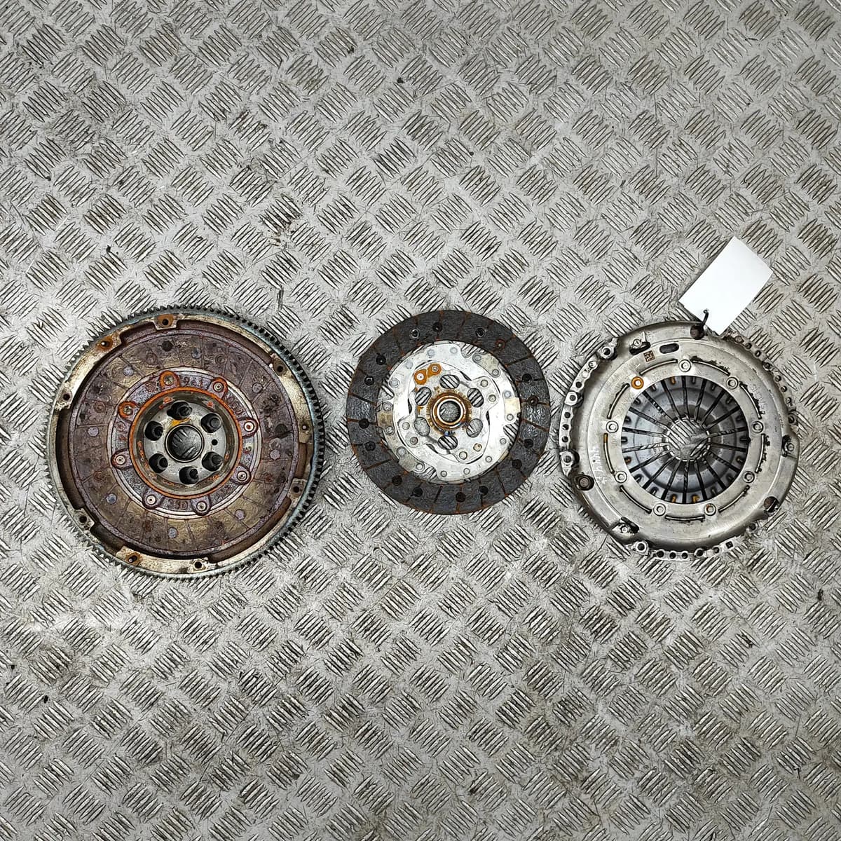 SEAT ARONA KJ7 Clutch Kit 04C105266E 1.0 Petrol 85kw 2019 25945429