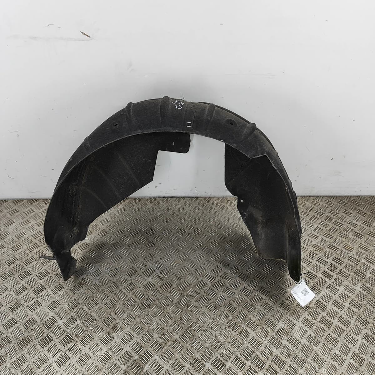 SKODA SUPERB MK3 Estate 3V Rear Left Arch Liner 3V5810969A 2020 25946105