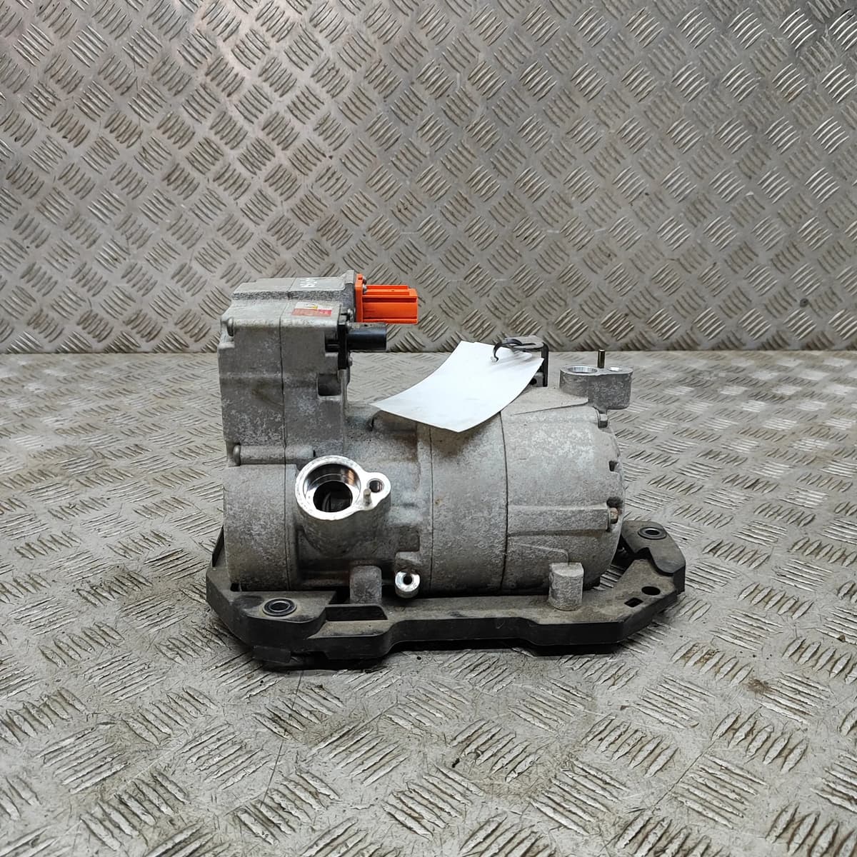SKODA ENYAQ iV SUV Klimaanlage A/C Pumpe 1EA820807C Strom 109kw 2023