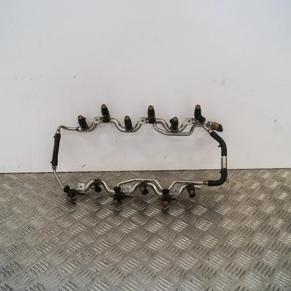 BENTLEY CONTINENTAL Fuel Rail With Injectors 03C906051A 07C133316AH 07C906031B