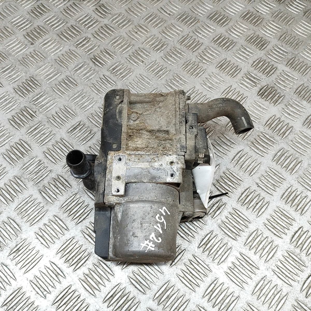 MERCEDES-BENZ GLA X156 Webasto Auxiliary Heater A2465002398 2.1D 2014 25986962