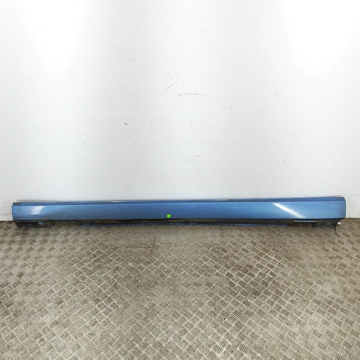 MERCEDES-BENZ E W212 Left Side Plastic Sideskirt Cover A2126900140 2010 26301377
