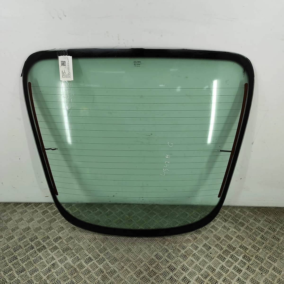 ASTON MARTIN DB7 Coupe 1995 Rear Window Glass 76-111706-AA