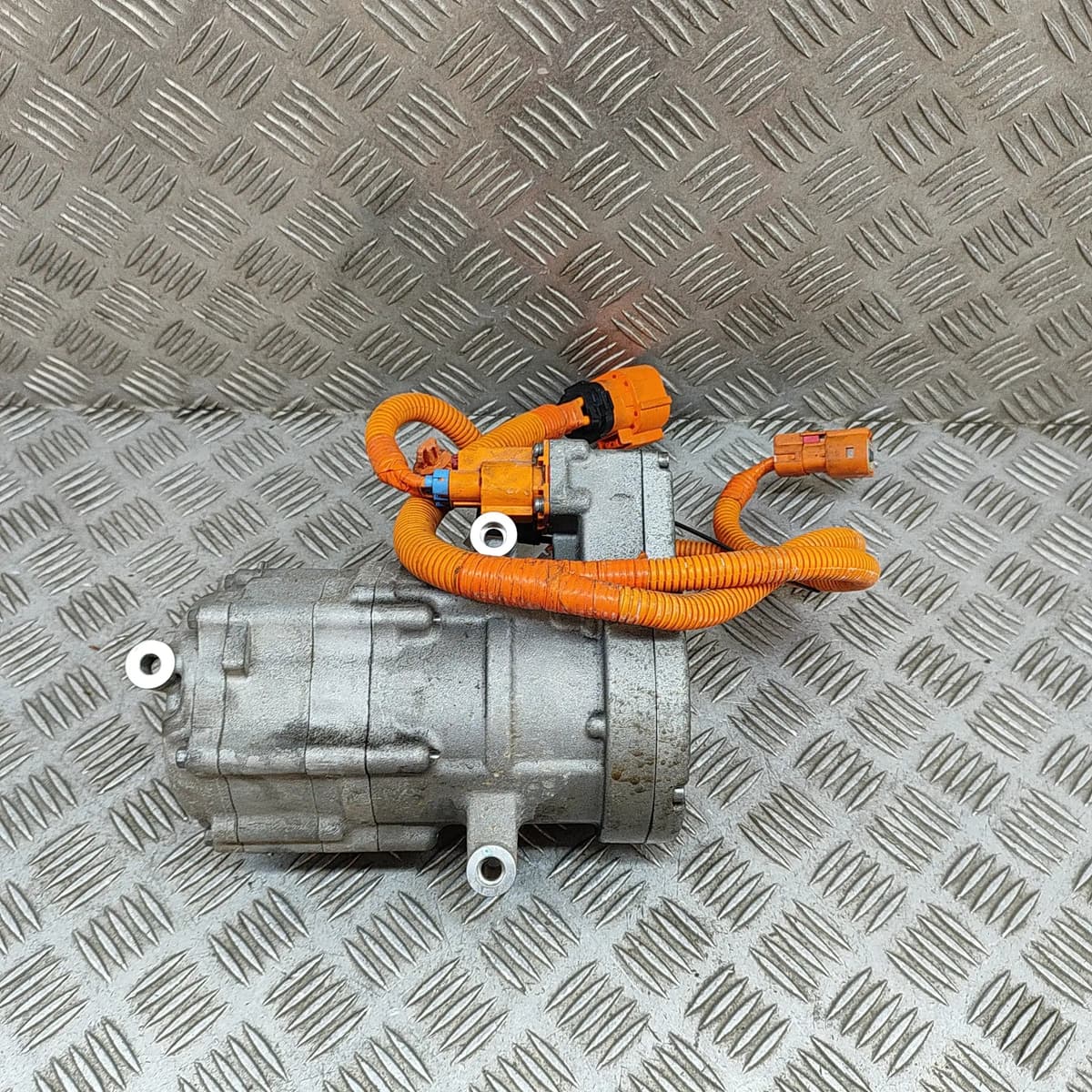 SSANGYONG KORANDO C300 Air Condition A/C Pump 68200-39000 Electric 140kw 2022