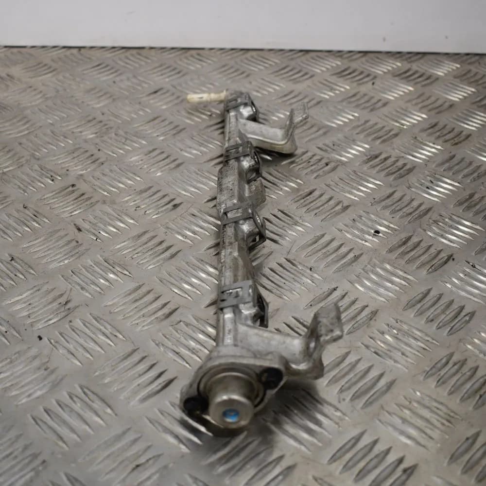 FORD FUSION Fuel Rail FYJA 1.6 Petrol 74kw 2010 9D280-9H487