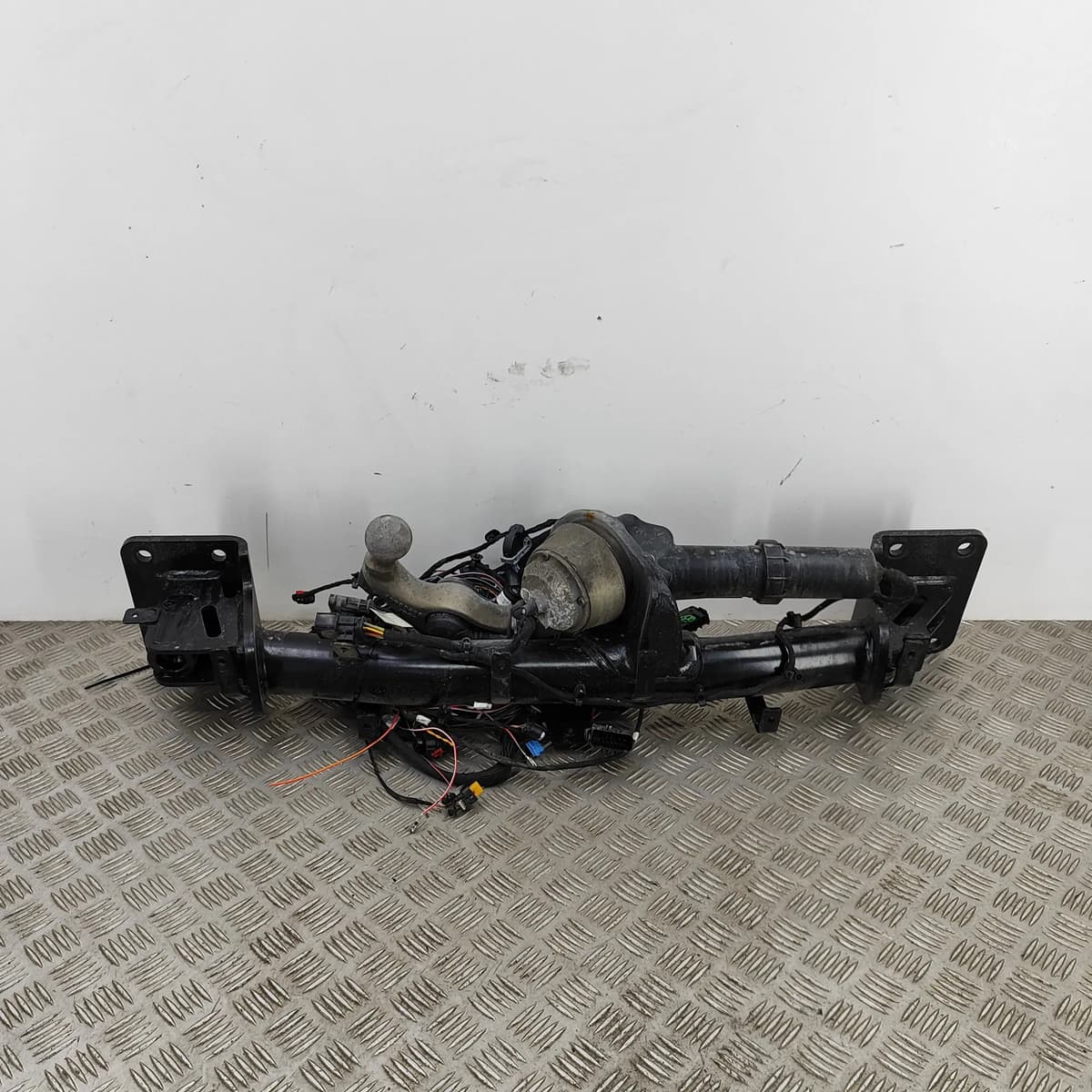 BMW iX I20 2022 Towbar Kit 8738183