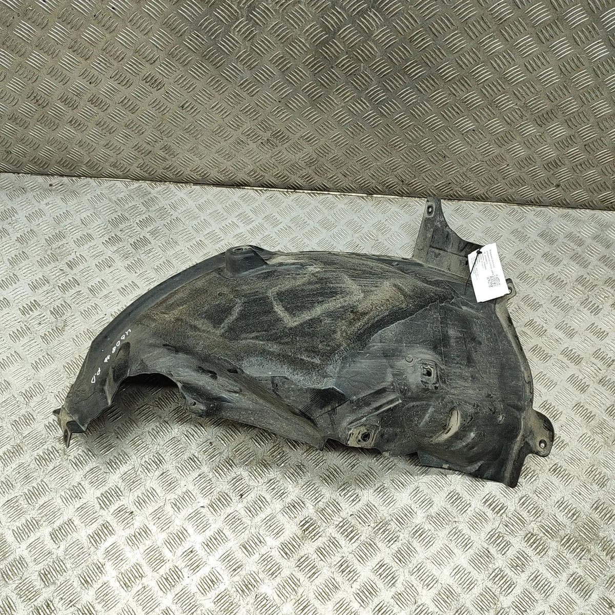 BMW i3 I01 2018 Front Right Arch Liner Rear Part 7368602
