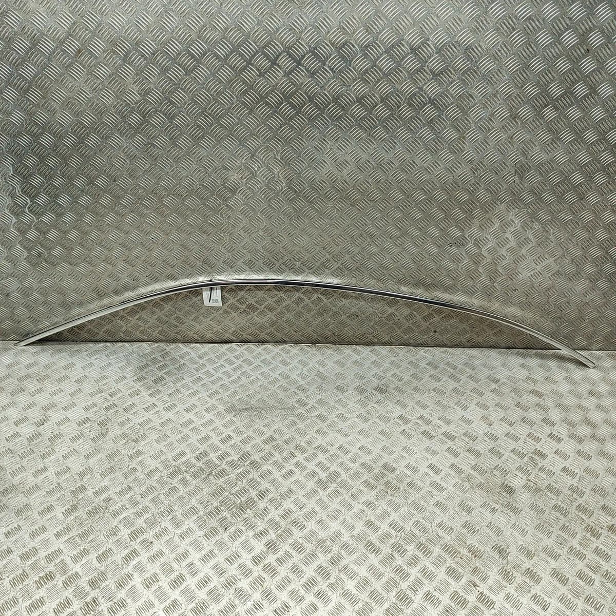 MASERATI GHIBLI M157 Left Side Roof Strip Trim 6700172270 2016 26845048