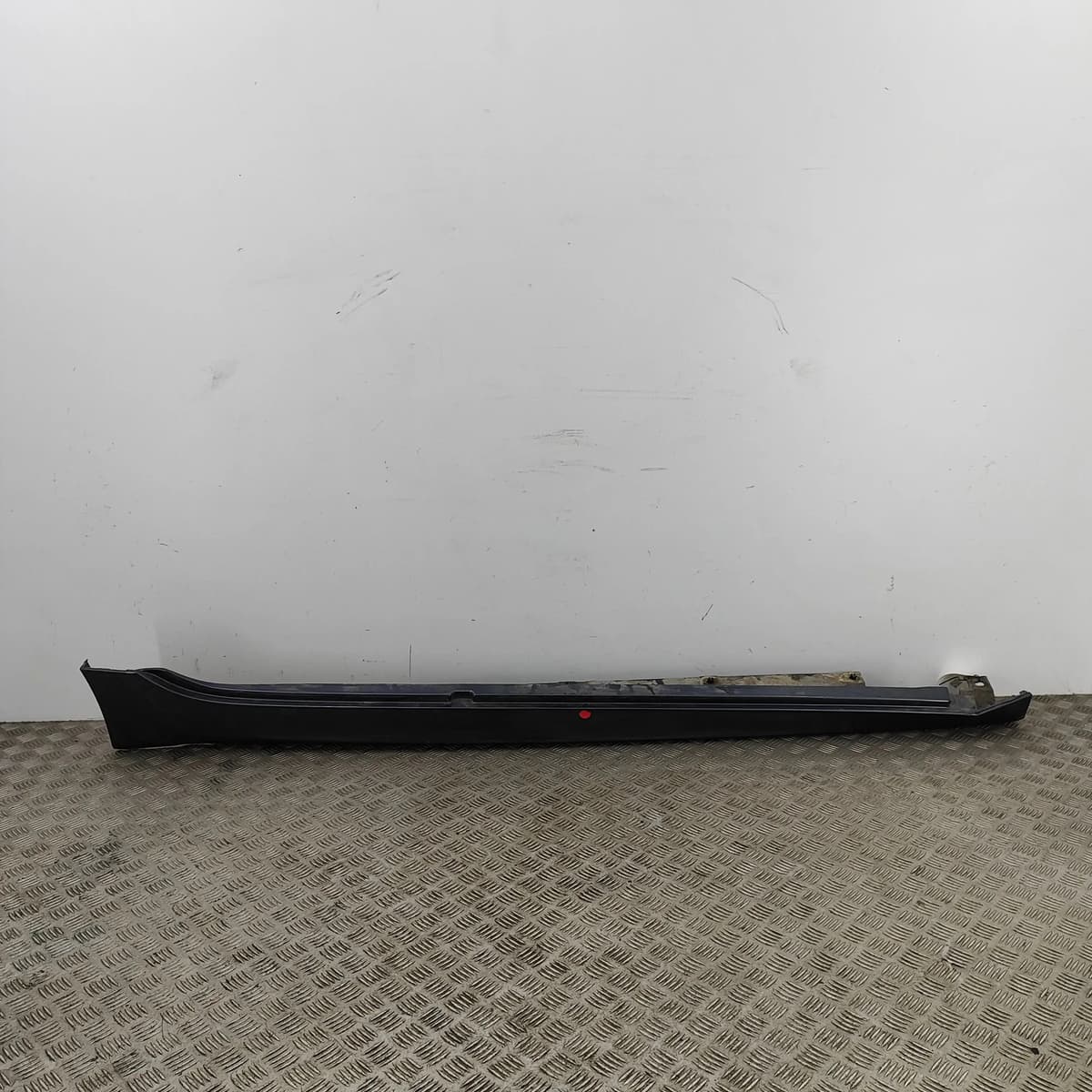 BMW 2 Active Tourer F45 Right Side Plastic Sideskirt Cover 7393794 26845091