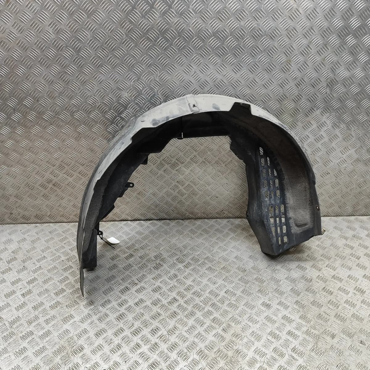BMW i3 I01 Rear Left Arch Liner 7394079 125kw 2018 26869880