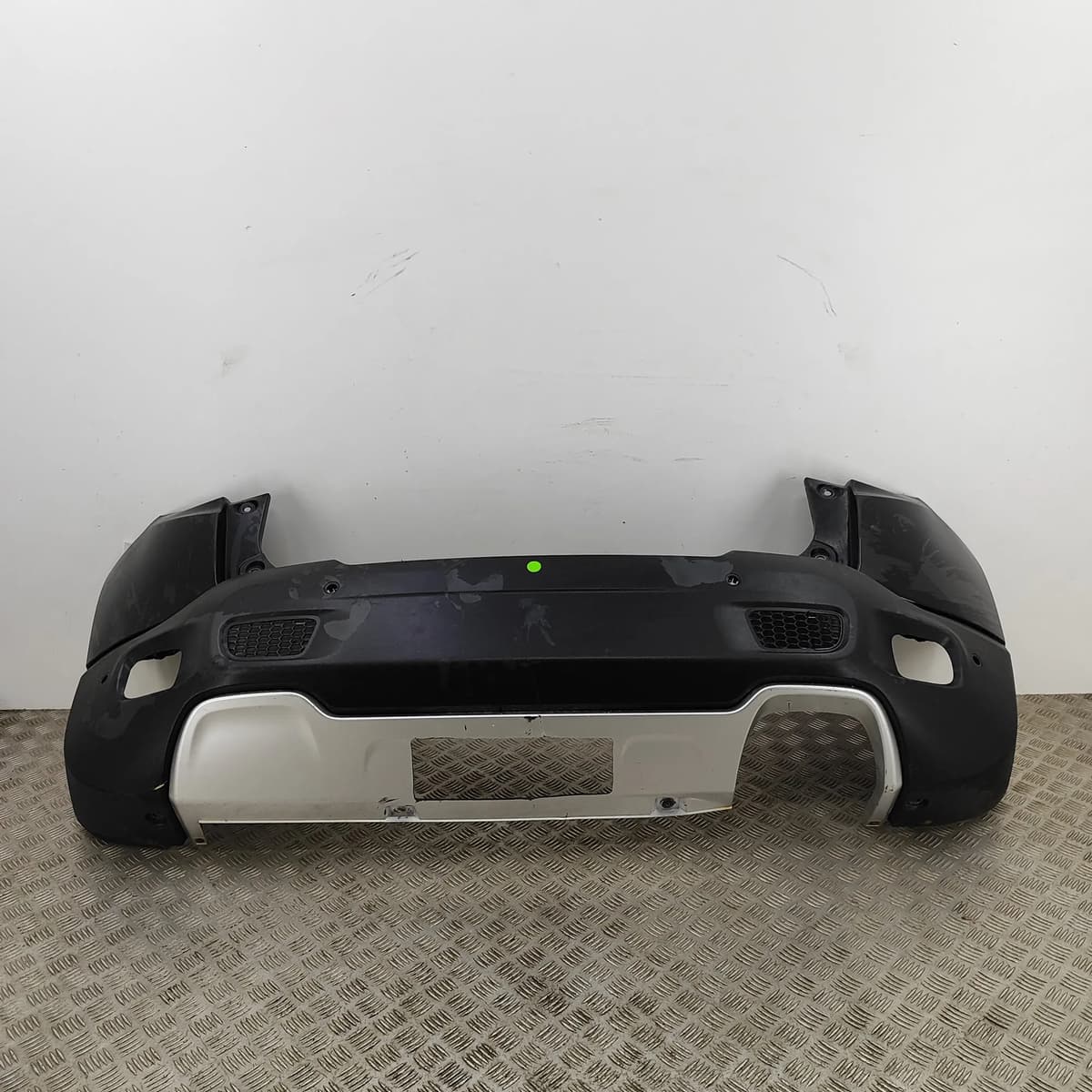 JEEP RENEGADE Rear Bumper 735631109 2.0 Diesel 103kw 2015 26879838