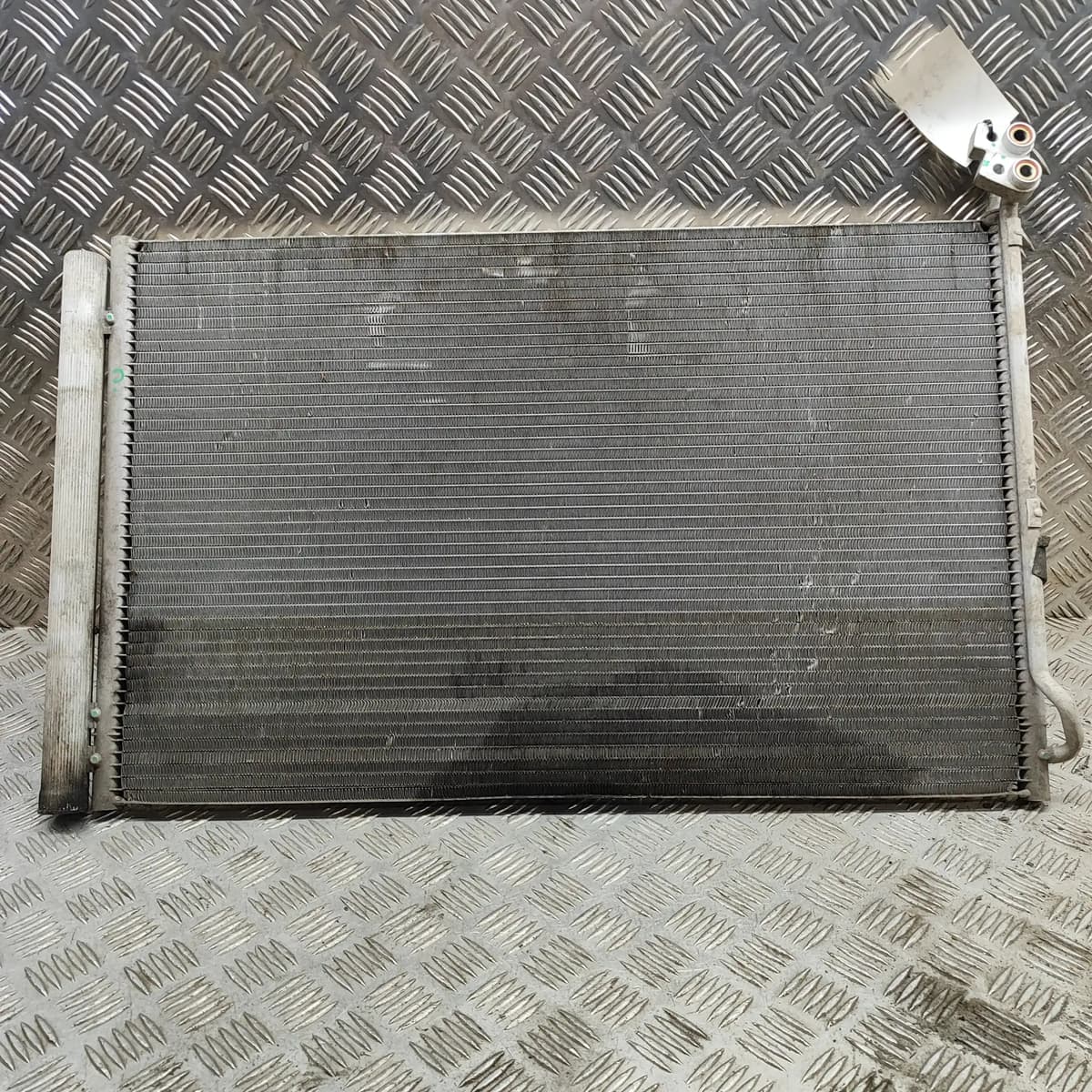 TESLA MODEL X 2016 A/C Air Con Radiator 1048499-00-B