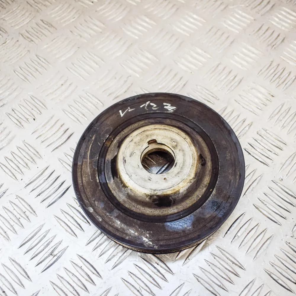 VOLVO V50 Crankshaft Pulley MW 2.0 D 100kw 2008