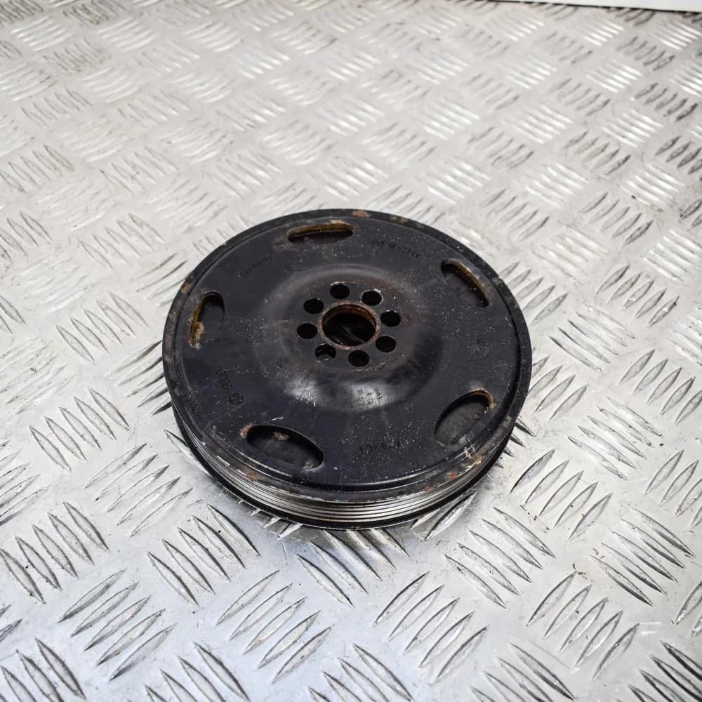 AUDI A5 8TA Crankshaft Pulley 06E105251C 3.2 FSI 195 KW 2010 Petrol
