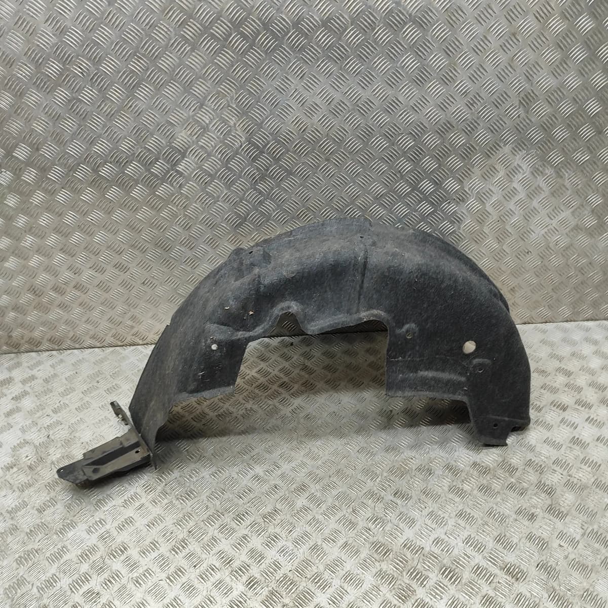 TOYOTA SIENNA XL40 Rear Right Arch Liner 65637-08020 2.5 Hybrid 130kw 2020