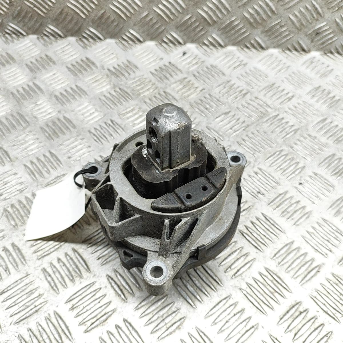 BMW 3 F30 Right Side Engine Mount 6799104 3.0 Diesel 230kw 2013 27238871